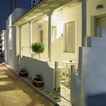 Ostria Studios Adamantas  Ruang foto